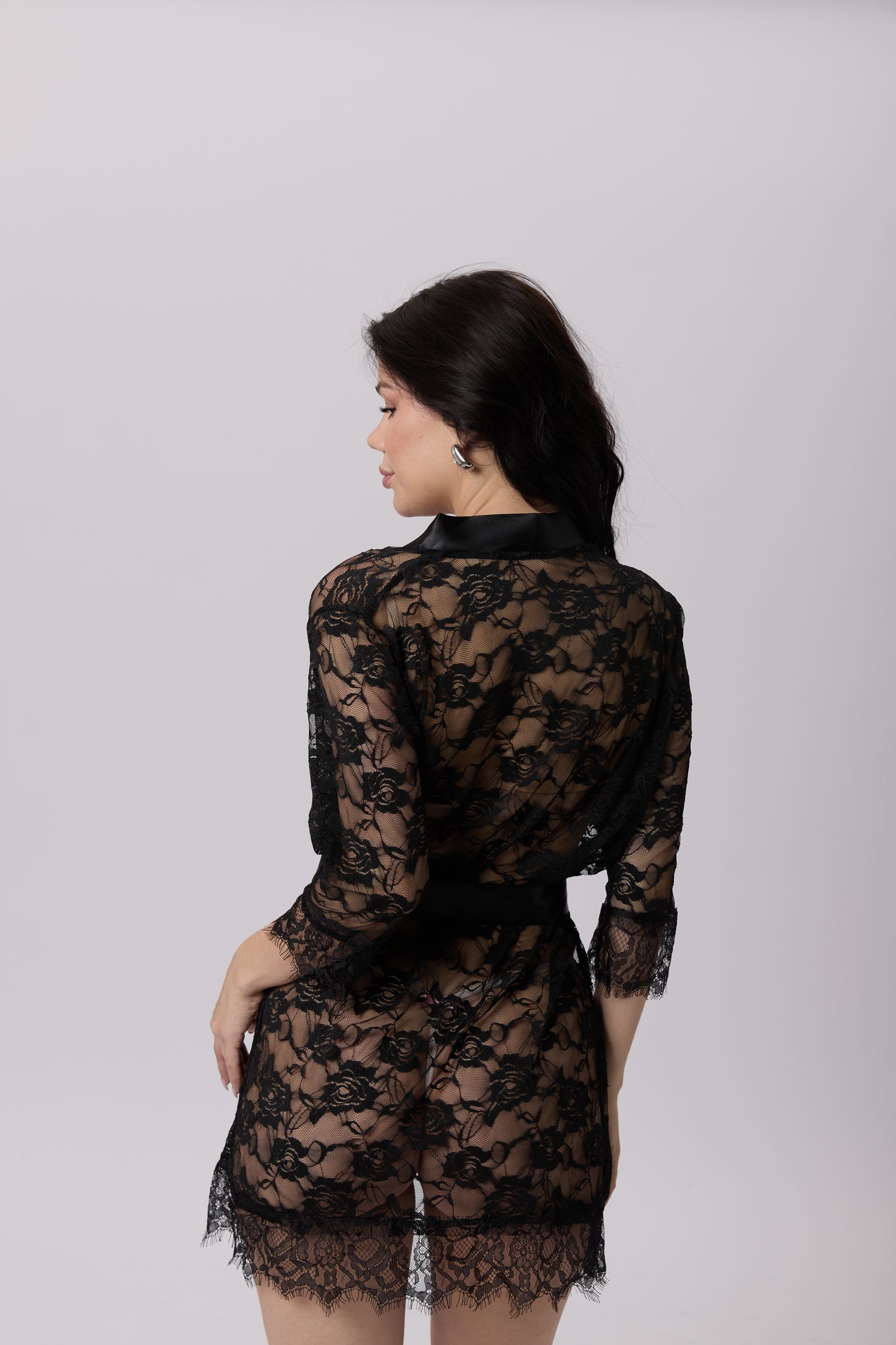 Krásná květinová noční košilka